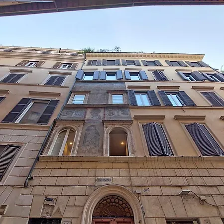 Campo Dei Fiori Con Terrazzo